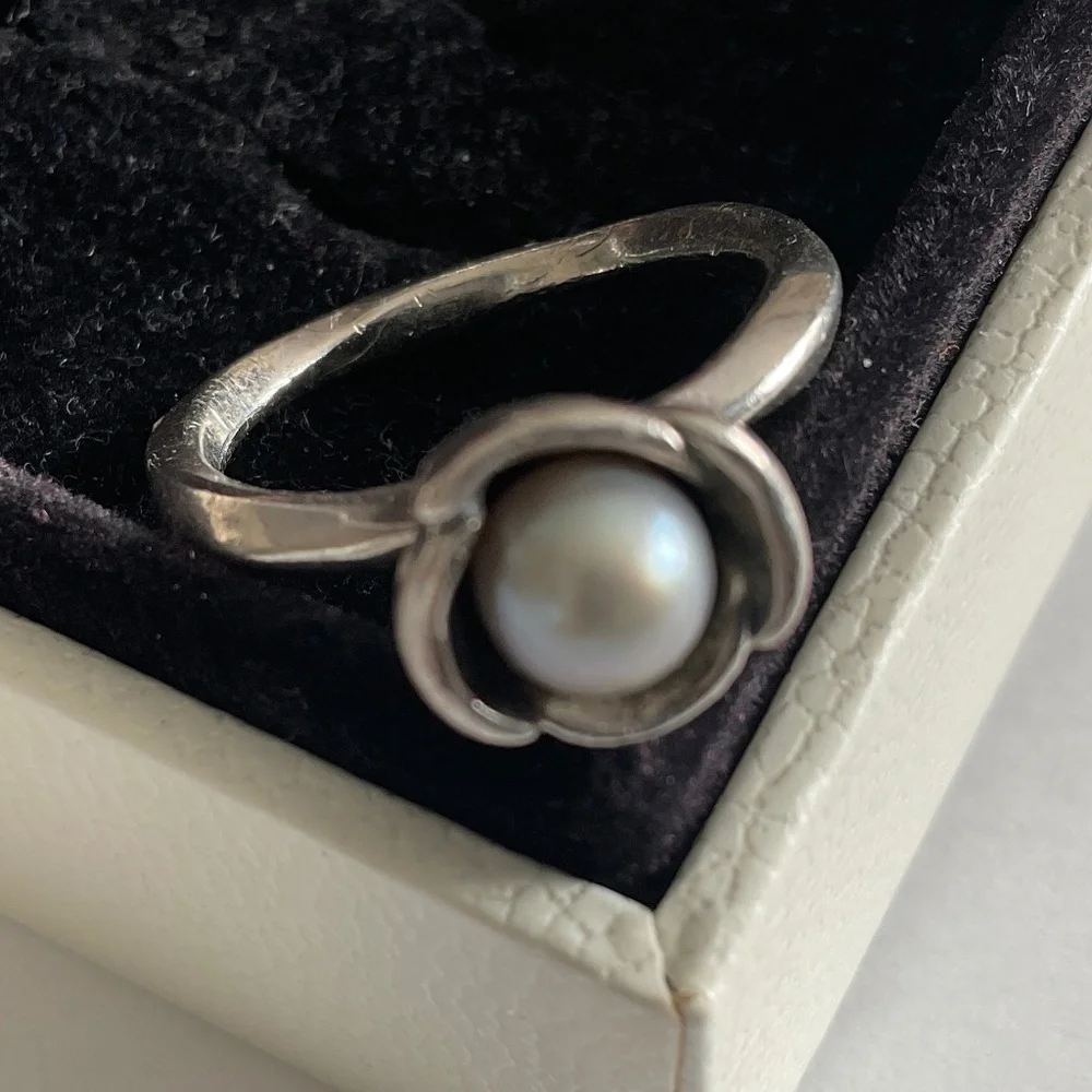 Pandora Silver Pearl Ring - Picture 3 of 4